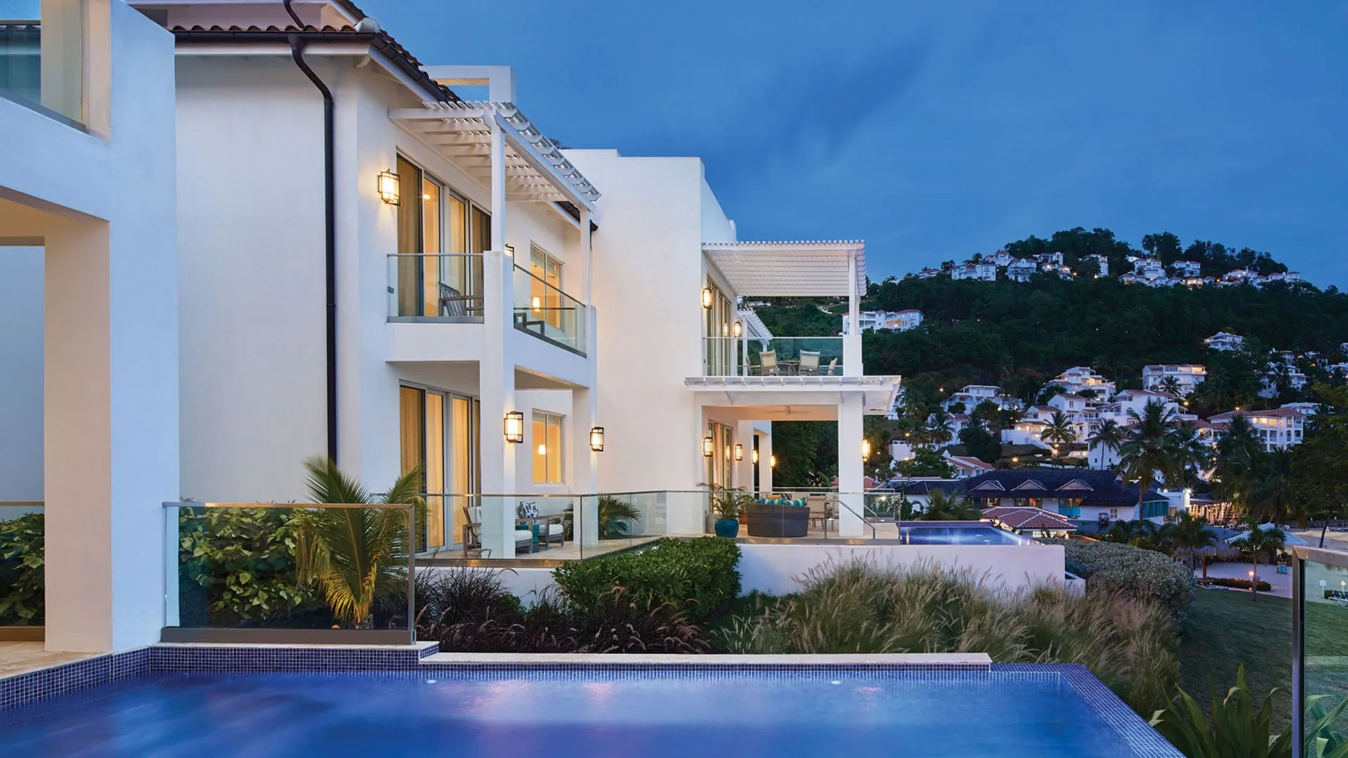 Windjammer Landing Resort Hotel 3